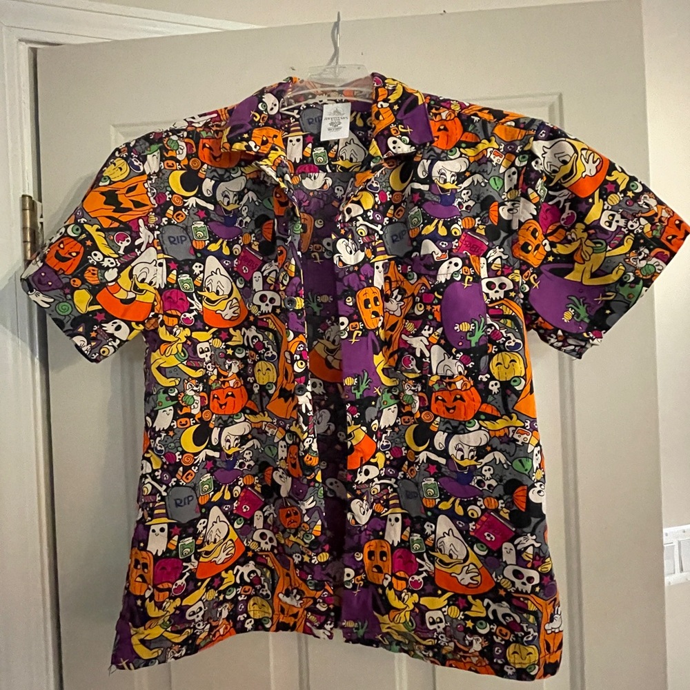 Disney Parks Mickey & Friends Halloween Camp Shirt - S